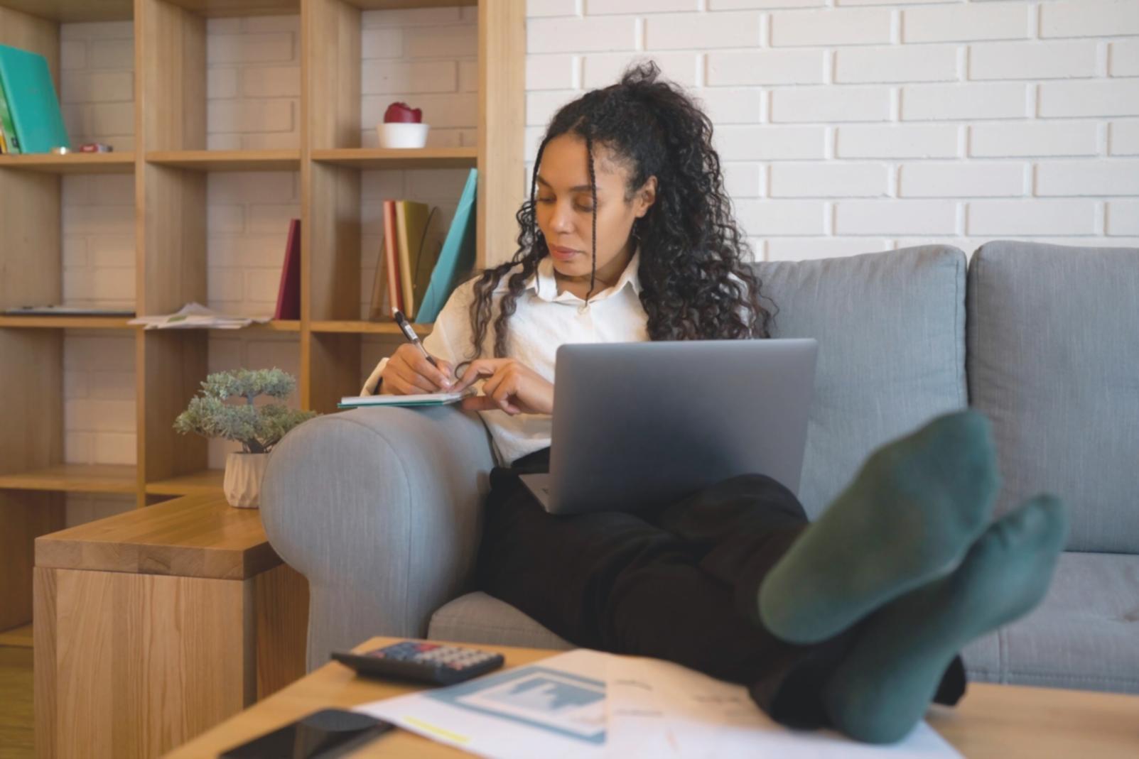 Students working together during investment concepts workshop session